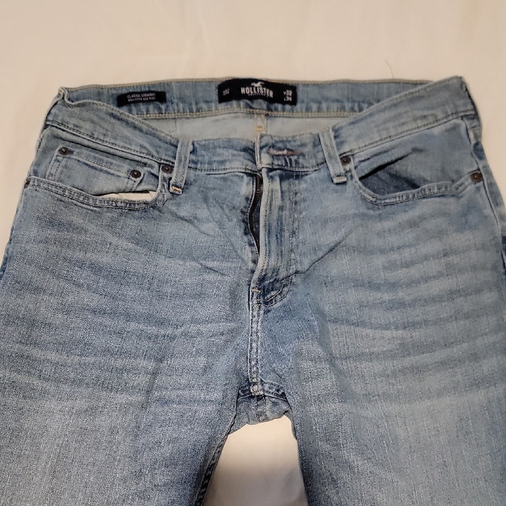 Hollister Men's Light Blue Jeans